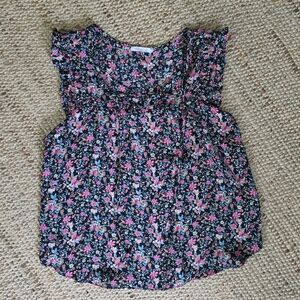 Timing Floral Patterned Sleeveless Top